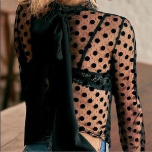 sezane | siam polka dot tie blouse 🖤